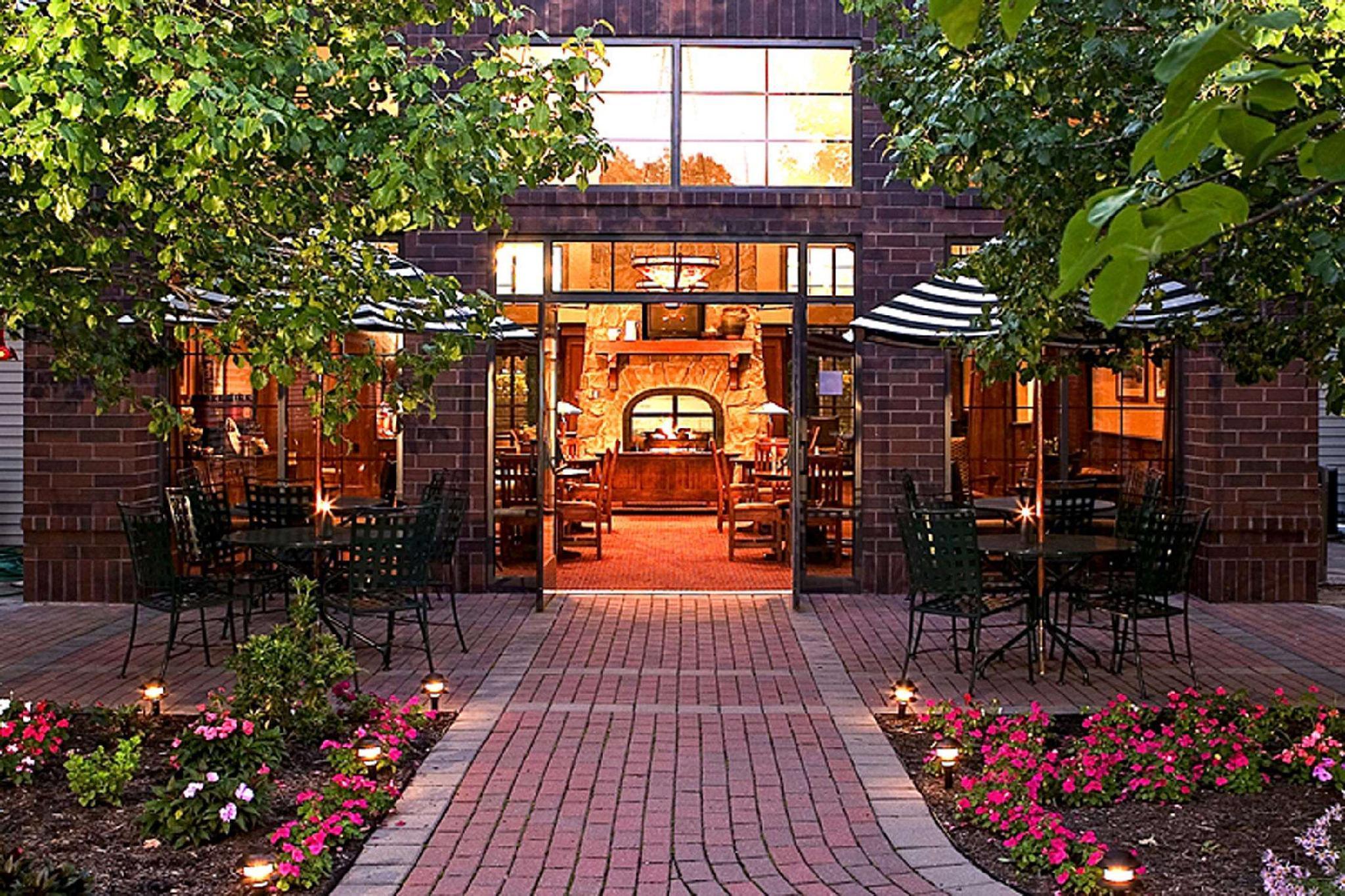 Hampton Inn & Suites Rochester/Victor Restaurant photo